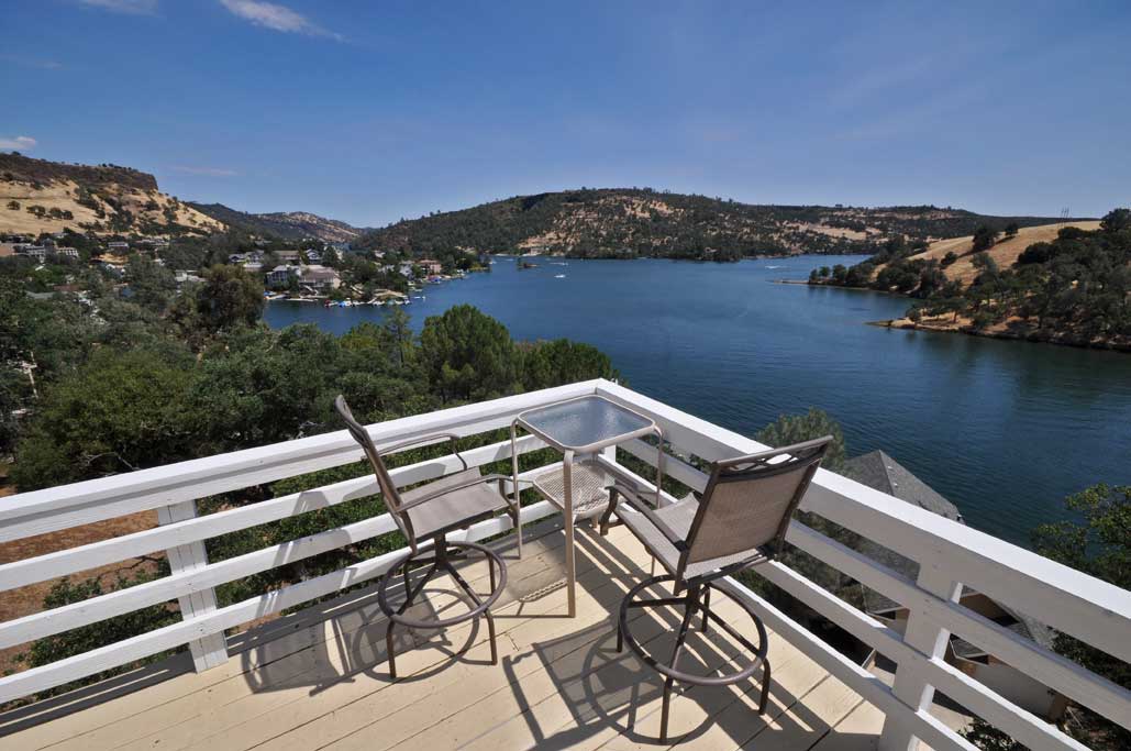 Lake Tulloch Cabin Rentals